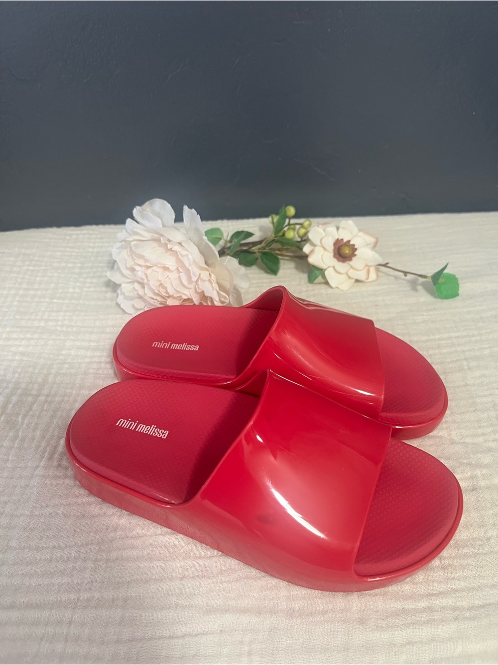 Mini Melissa Glossy Red Slide Sandals